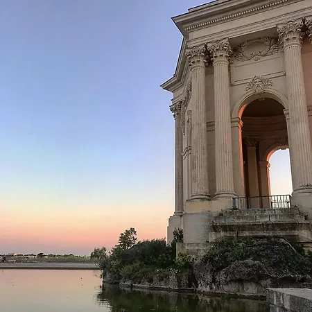 Beautiful In The Middle Of Town Apartmán